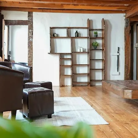 Charmante Fachwerk Mit Terrasse In Der Altstadt Appartement